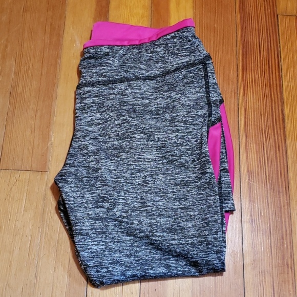 EUC Activewear Leggings - Picture 1 of 5